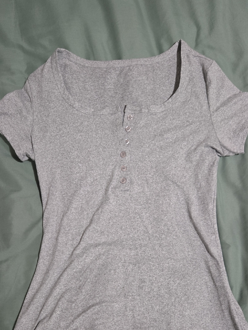 SHEIN Light Gray Short Sleeve Scoop Henley Tee
